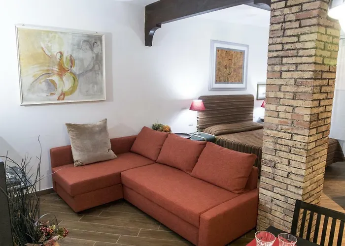 Campo De\' Fiori Apartment