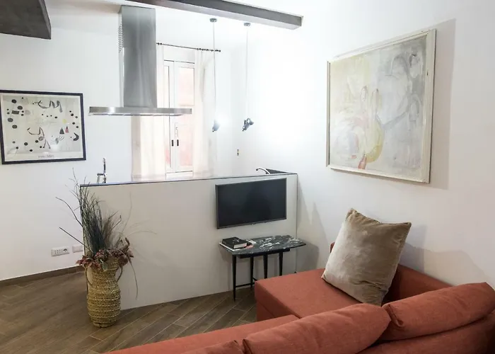 Campo De\' Fiori Apartment